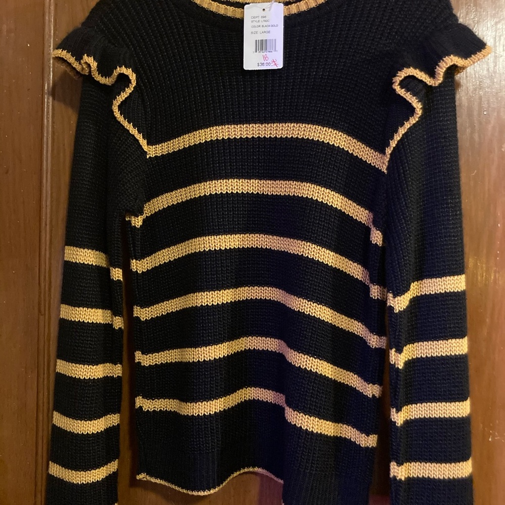 Ruffled sweater